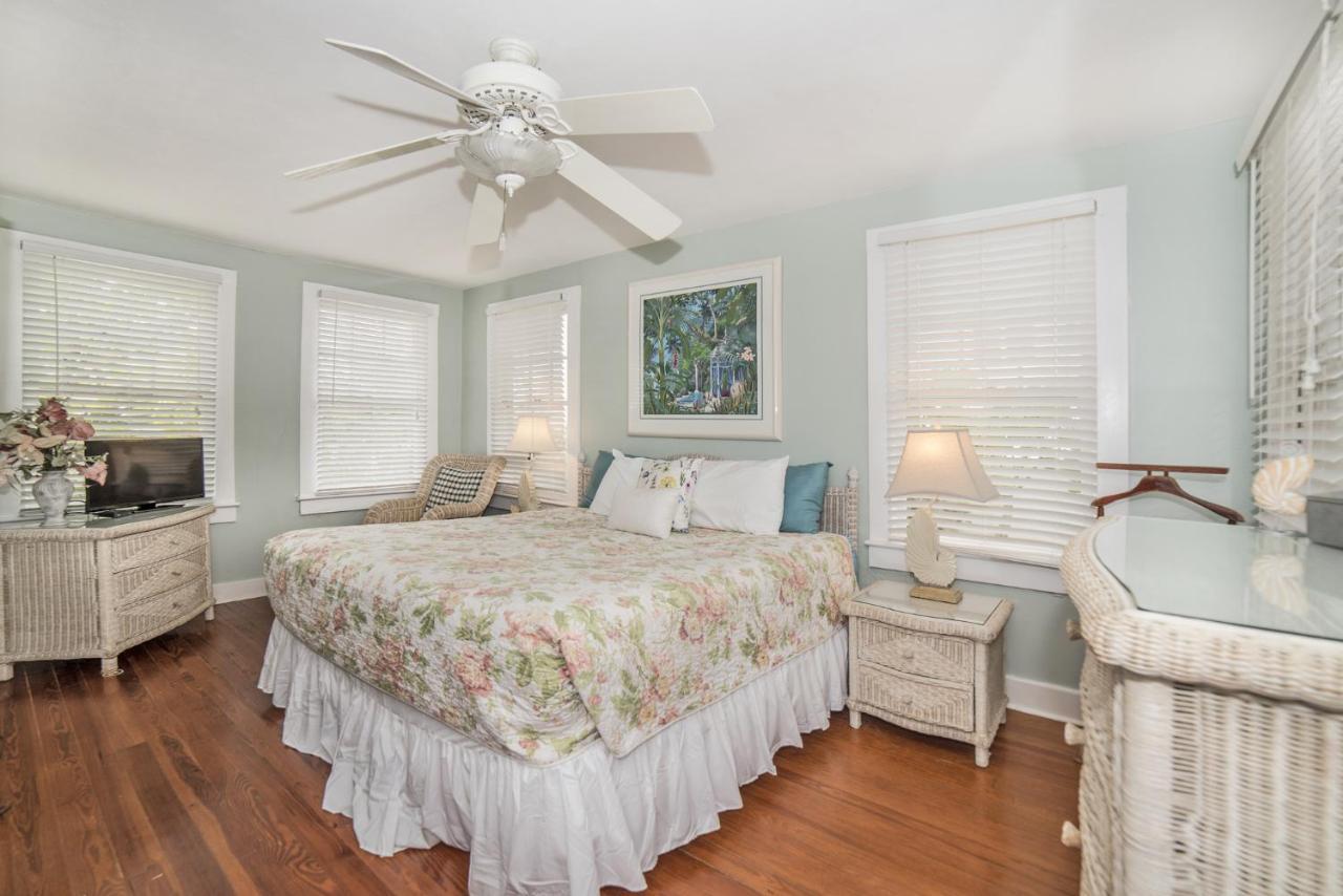 Sun N Fun Beachfront Vacation Rentals Indian Shores Exterior foto